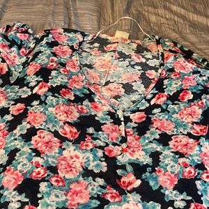 Pretty Tunic with buttons